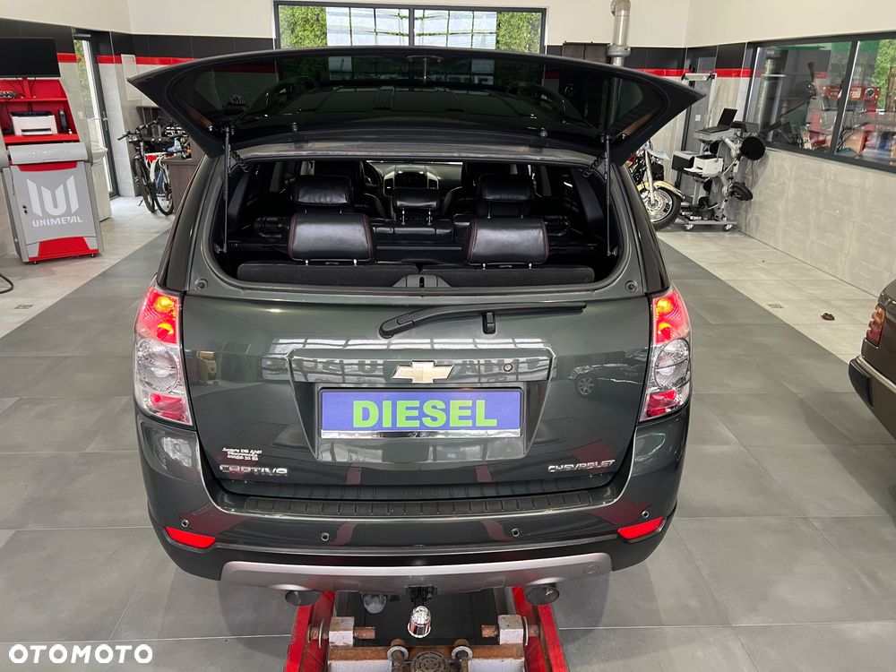 Chevrolet Captiva 2.0 2WD 7 Sitzer LS Family Edition - 24