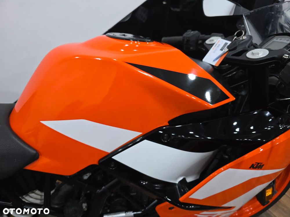 KTM RC 125 - 10