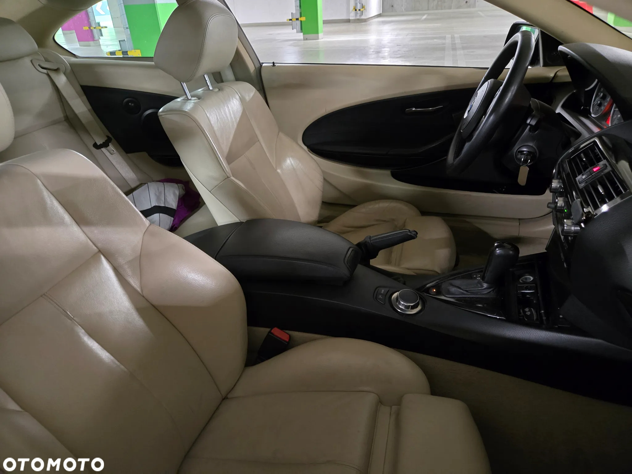 BMW Seria 6 650 i - 11