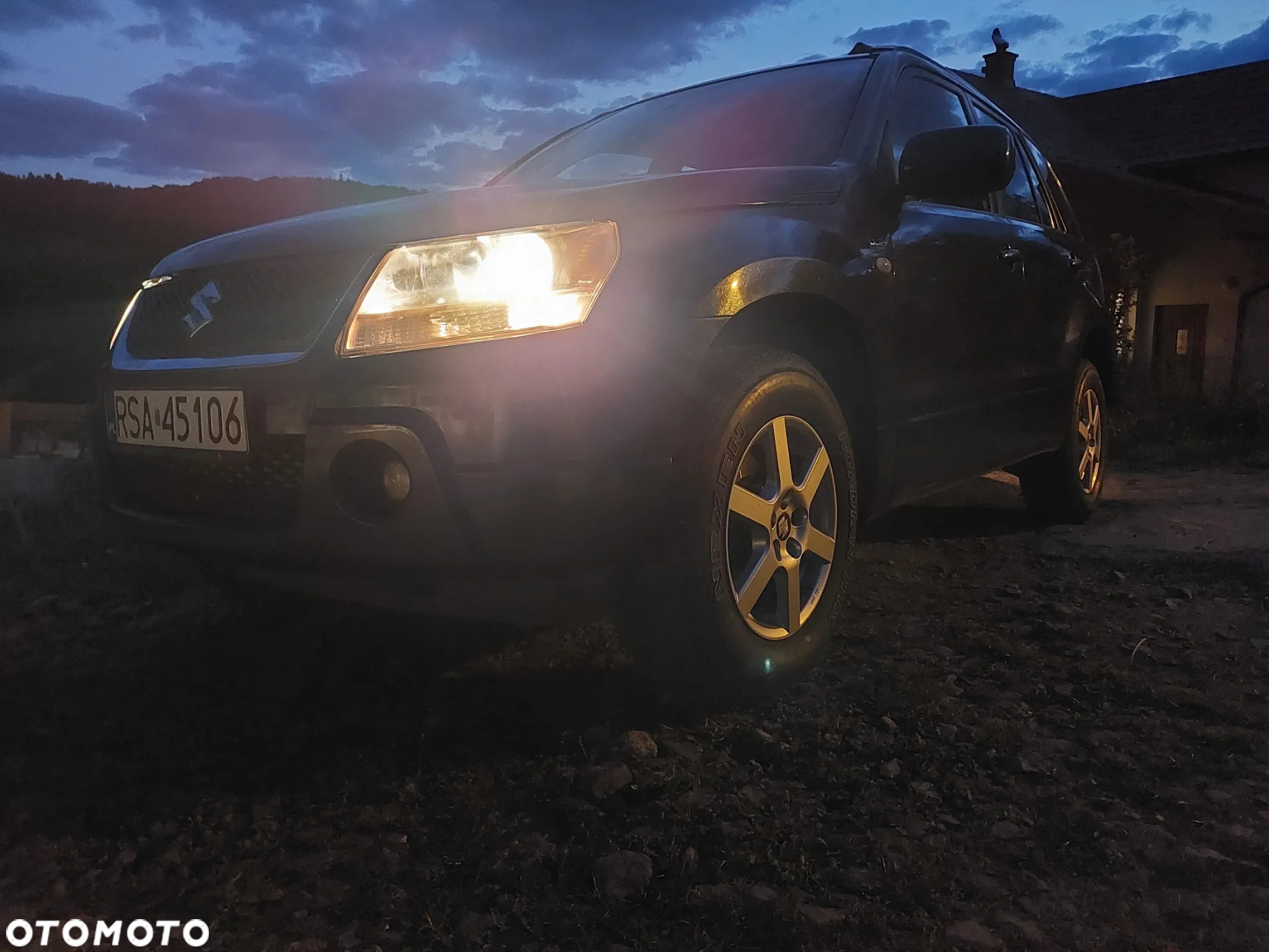 Suzuki Grand Vitara 1.9 DDiS - 11