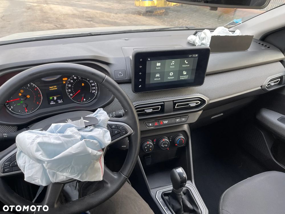 Dacia Sandero TCe 90 CVT Expression - 11