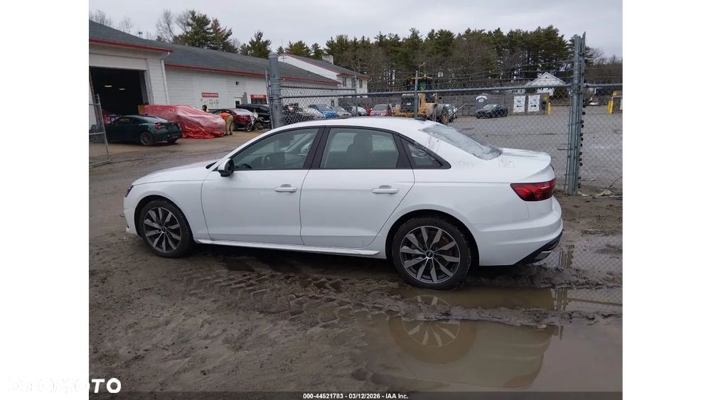 Audi A4 Limousine 40 TFSI S tronic S line - 5