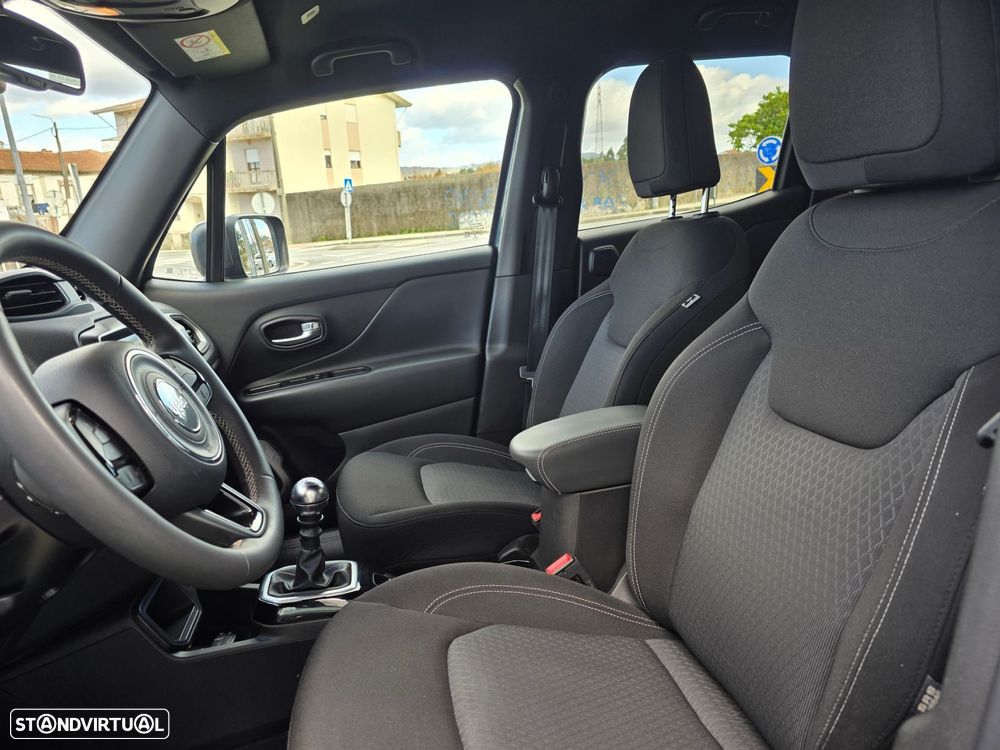 Jeep Renegade 1.0 T 80º Aniversário - 26