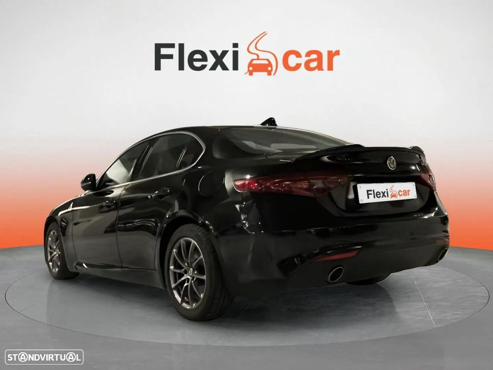 Alfa Romeo Giulia 2.2 D Super AT8 - 3