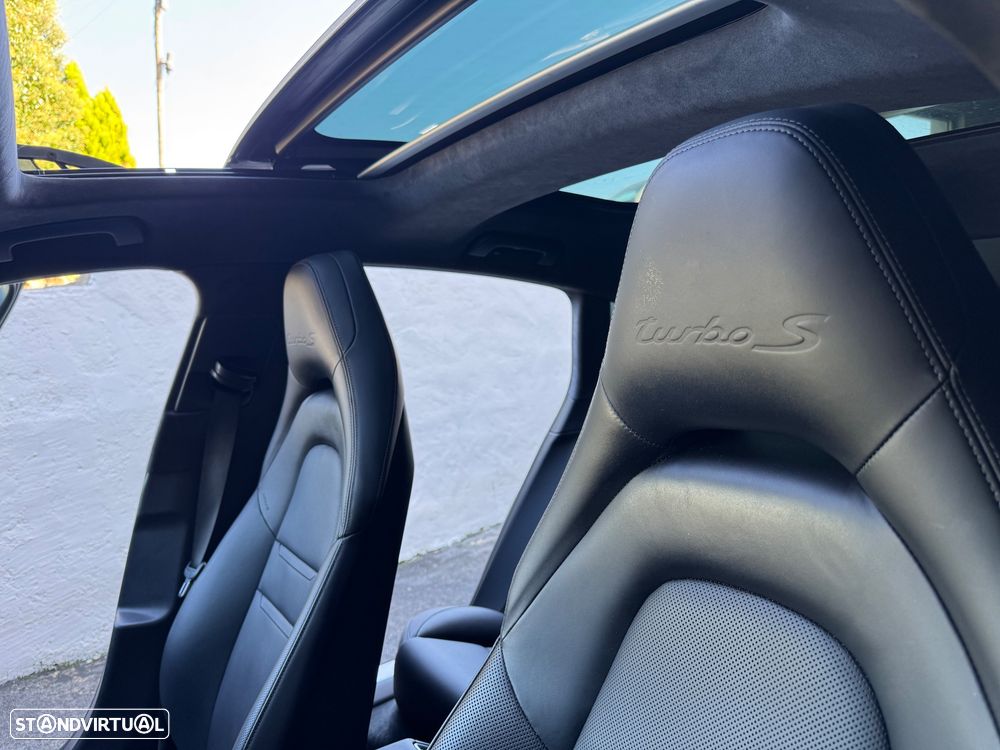 Porsche Panamera - 20
