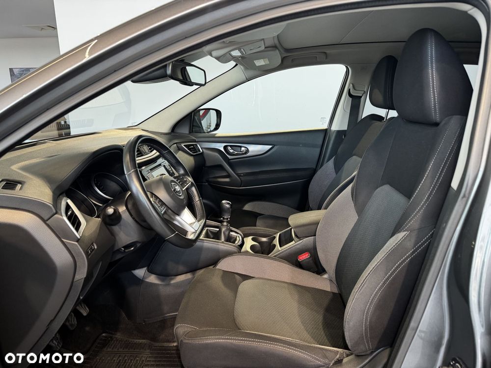 Nissan Qashqai - 16