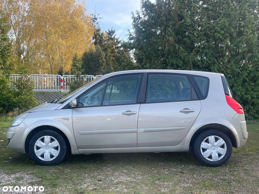 Renault Scenic 1.6 16V 110 Authentique - 3