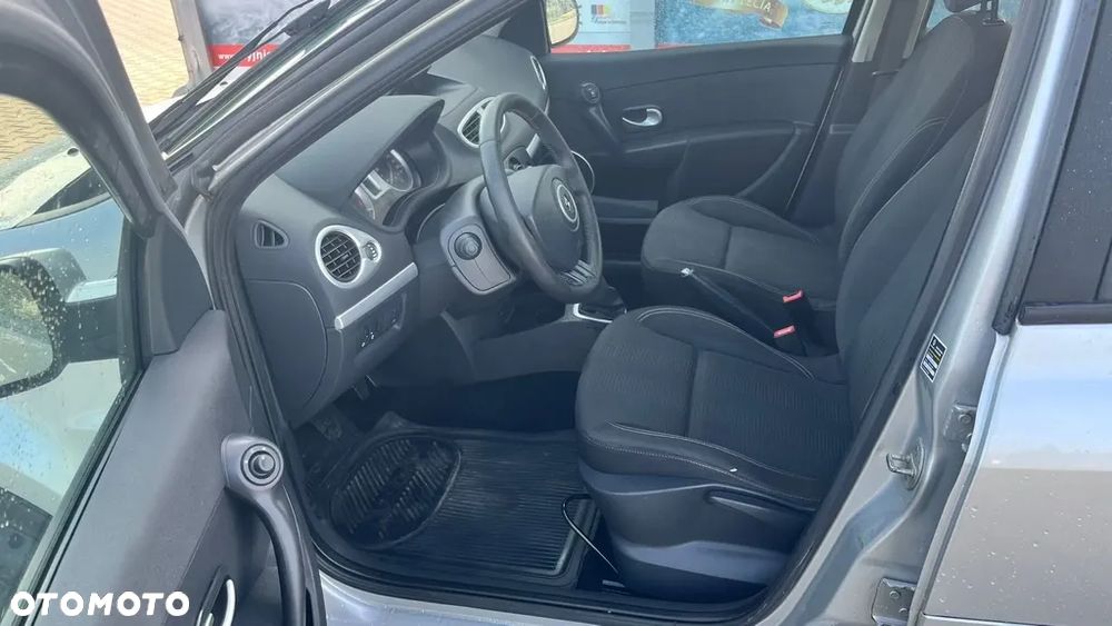 Renault Clio 1.2 TCE Authentique - 2