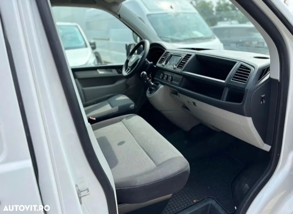 Volkswagen Transporter - 7
