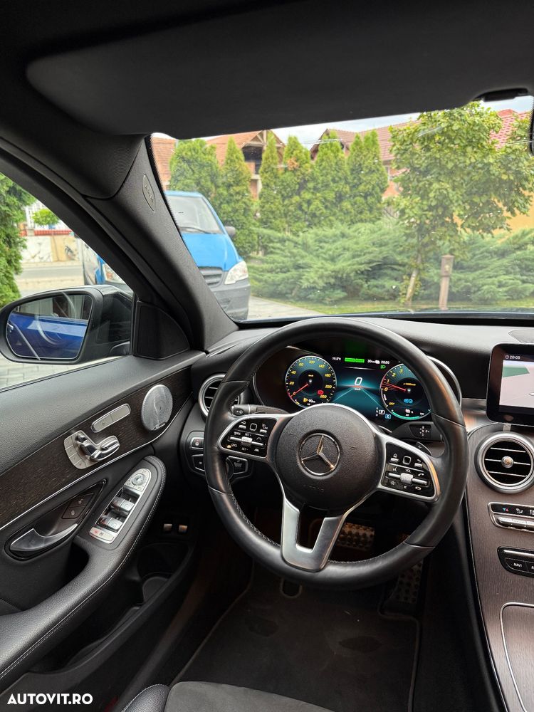 Mercedes-Benz C 300 e T 9G-TRONIC AMG Line - 7