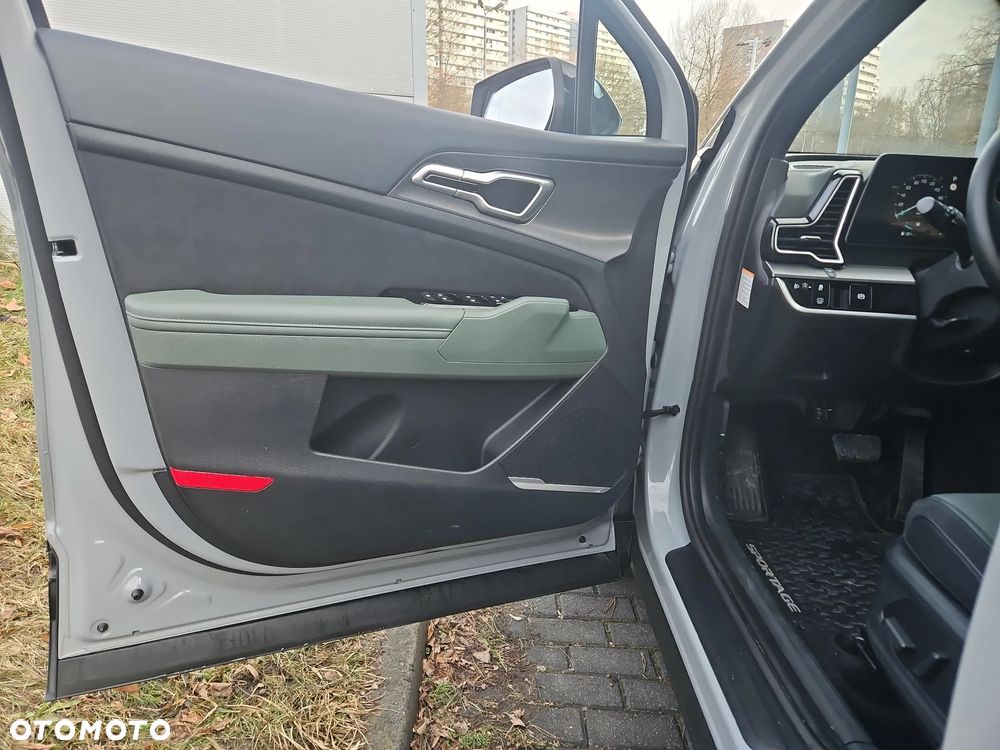 Kia Sportage 1.6 T-GDI HEV Anniversary 2WD - 10