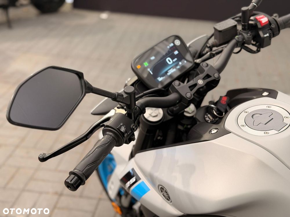 Yamaha MT - 9