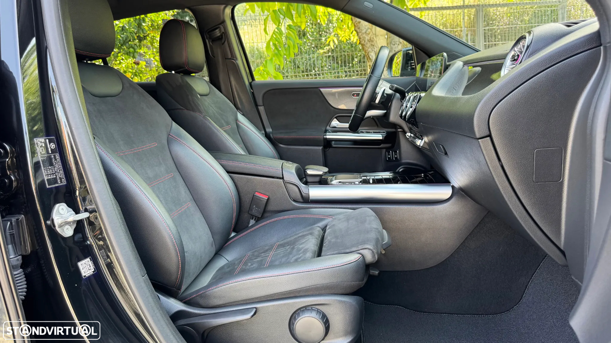 Mercedes-Benz GLA 250 e AMG Line - 37