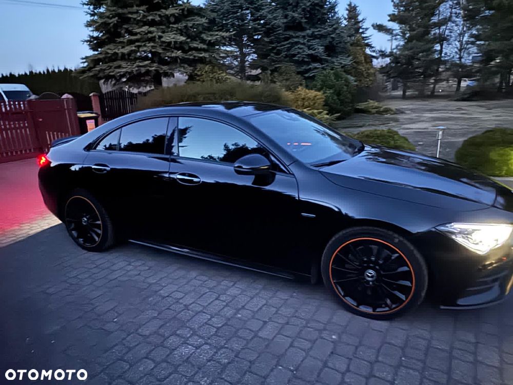 Mercedes-Benz CLA 250 4-Matic Edition 1 7G-DCT - 2