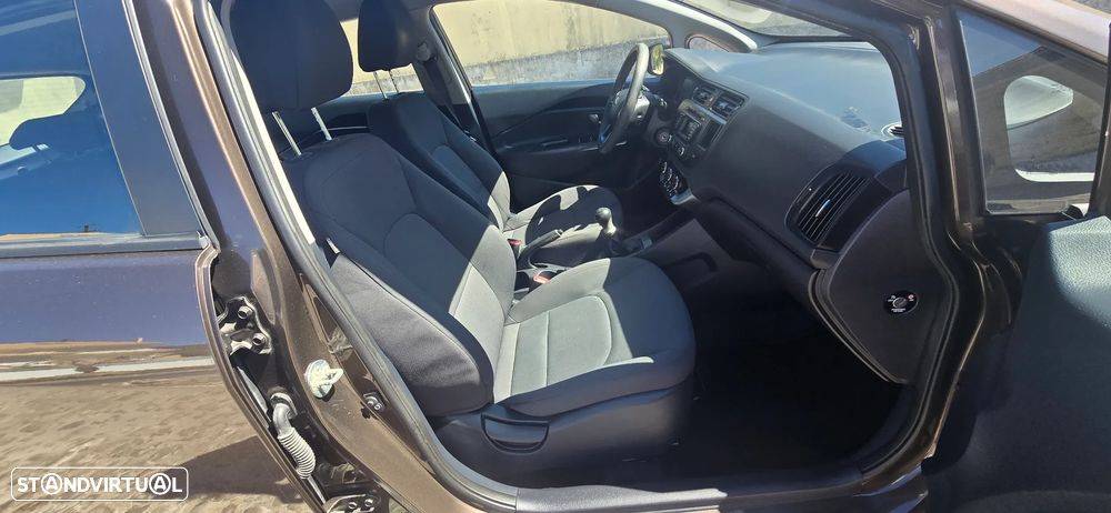 Kia Rio 1.2 CVVT More Edition - 13