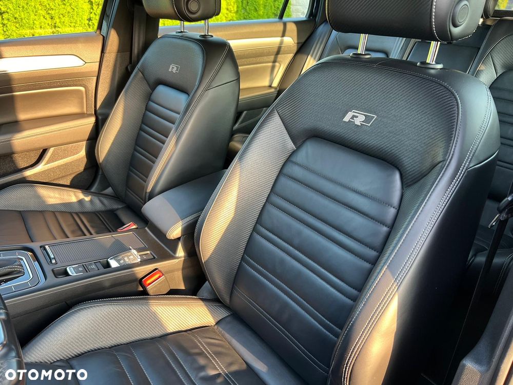 Volkswagen Passat 2.0 TSI 4Mot R-Line Edition DSG - 11