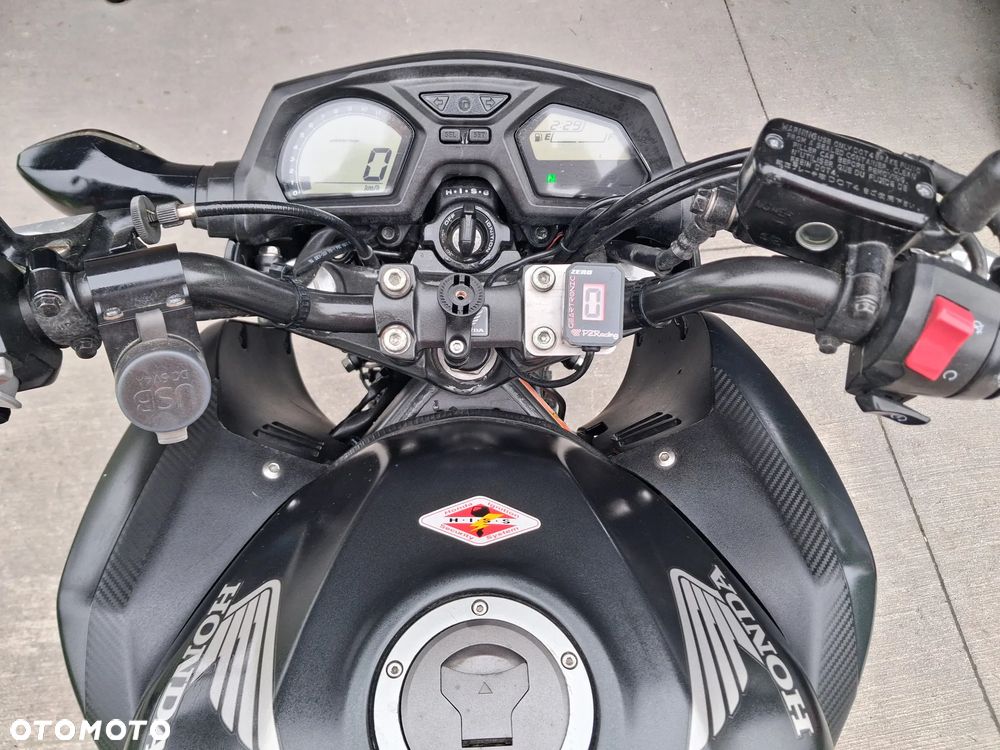 Honda CB - 8