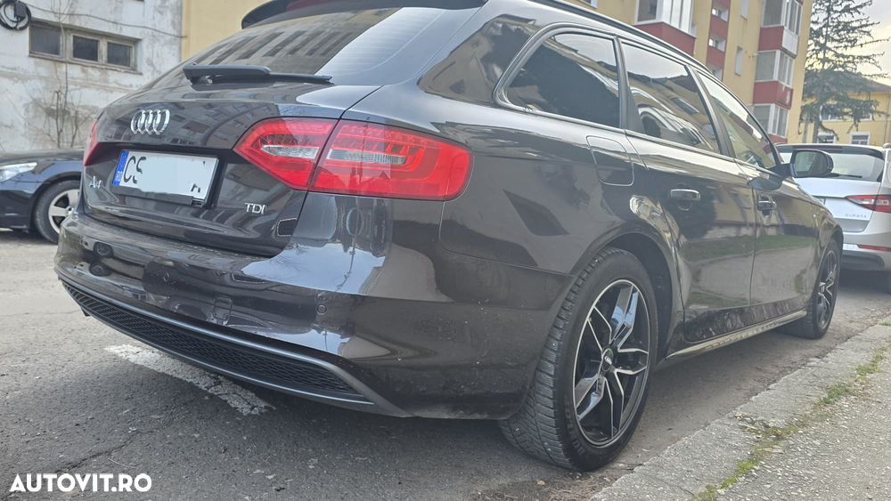 Audi A4 Avant 2.0 TDI DPF clean multitronic S line Sportpaket - 26