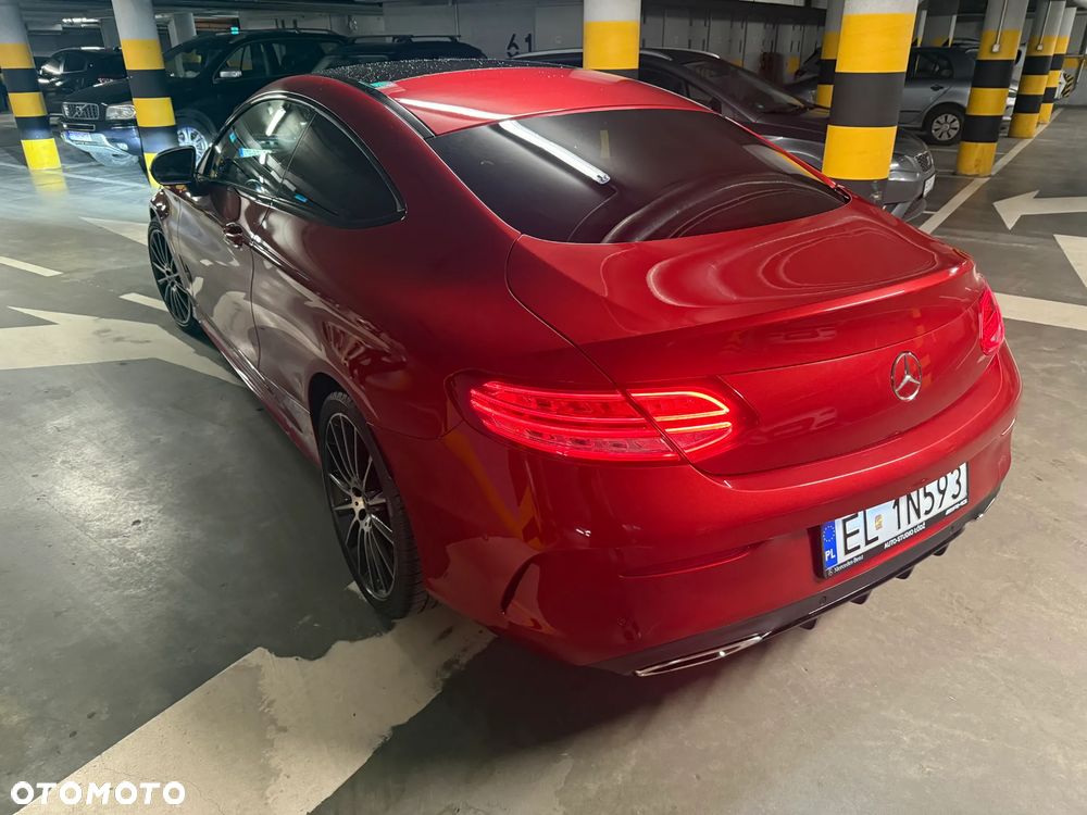 Mercedes-Benz Klasa C 300 9G-TRONIC AMG Line - 12