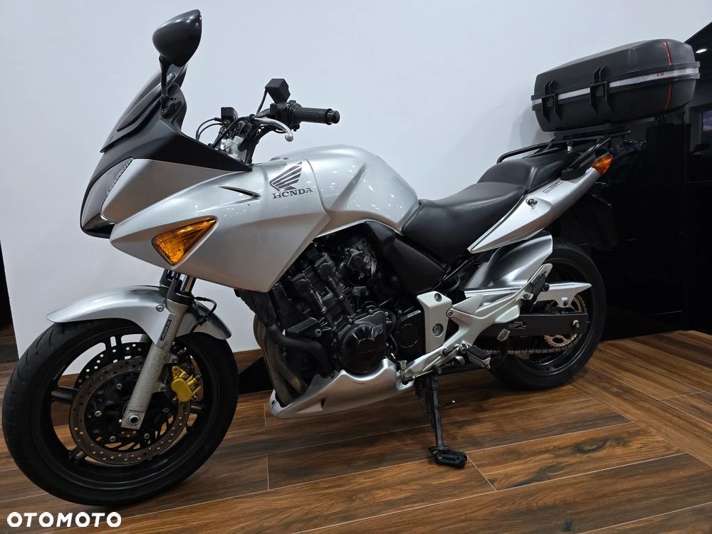 Honda CBF - 10