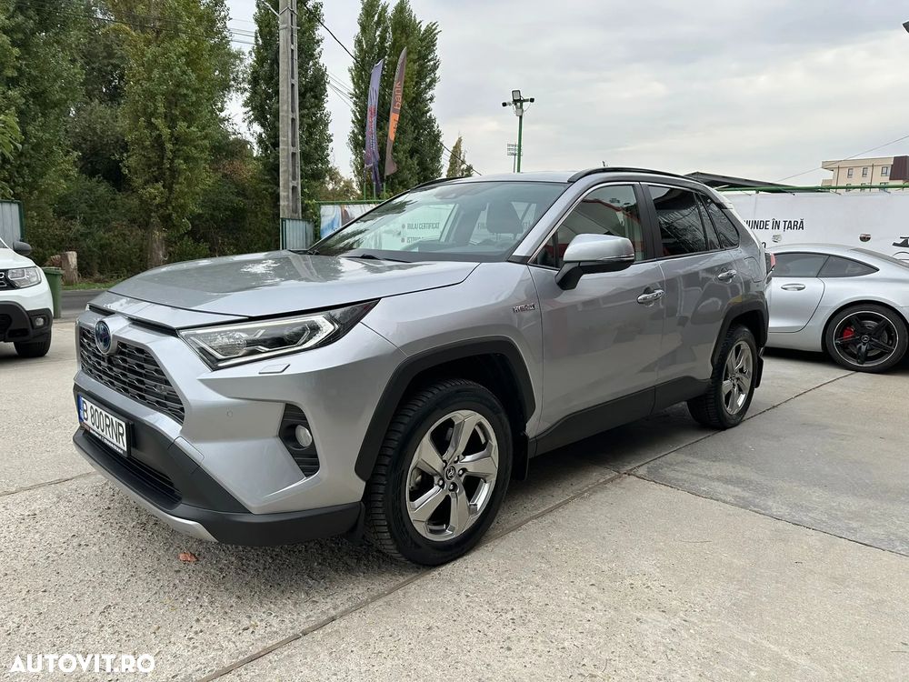 Toyota RAV4 - 1