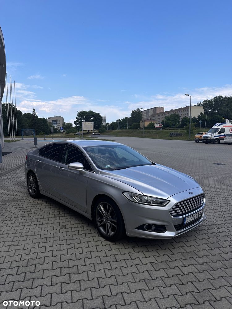 Ford Fusion - 2