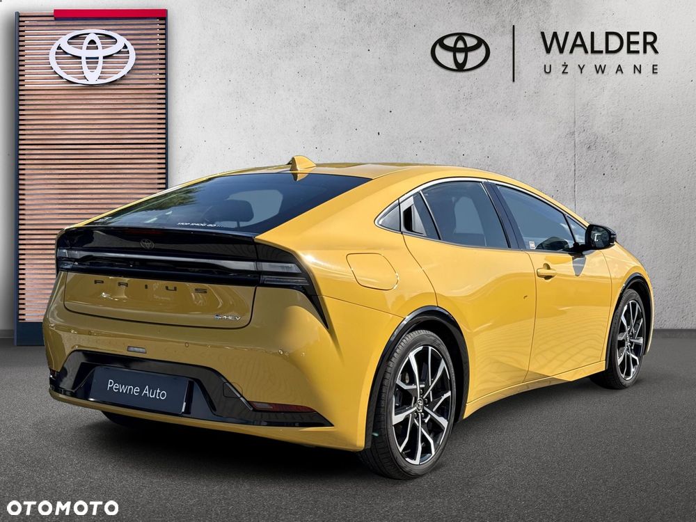 Toyota Prius - 5