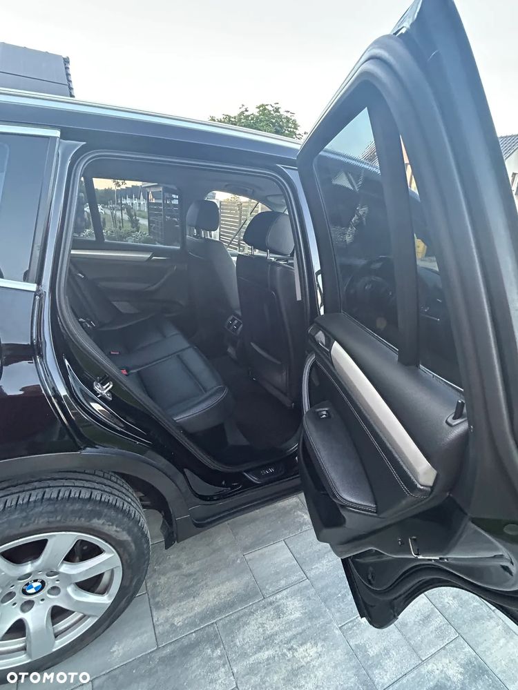 BMW X3 xDrive20d - 17