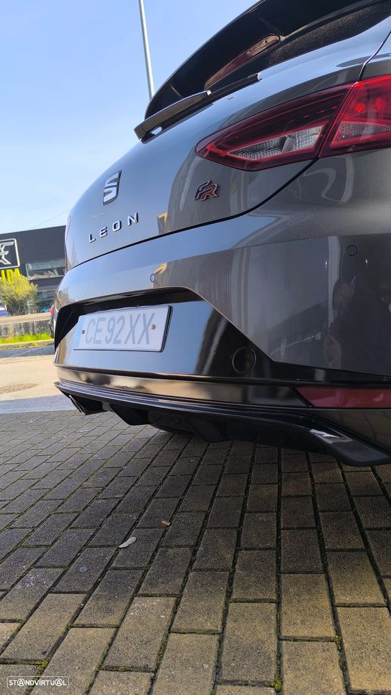 SEAT Leon 2.0 TDI DPF S&S FR - 17