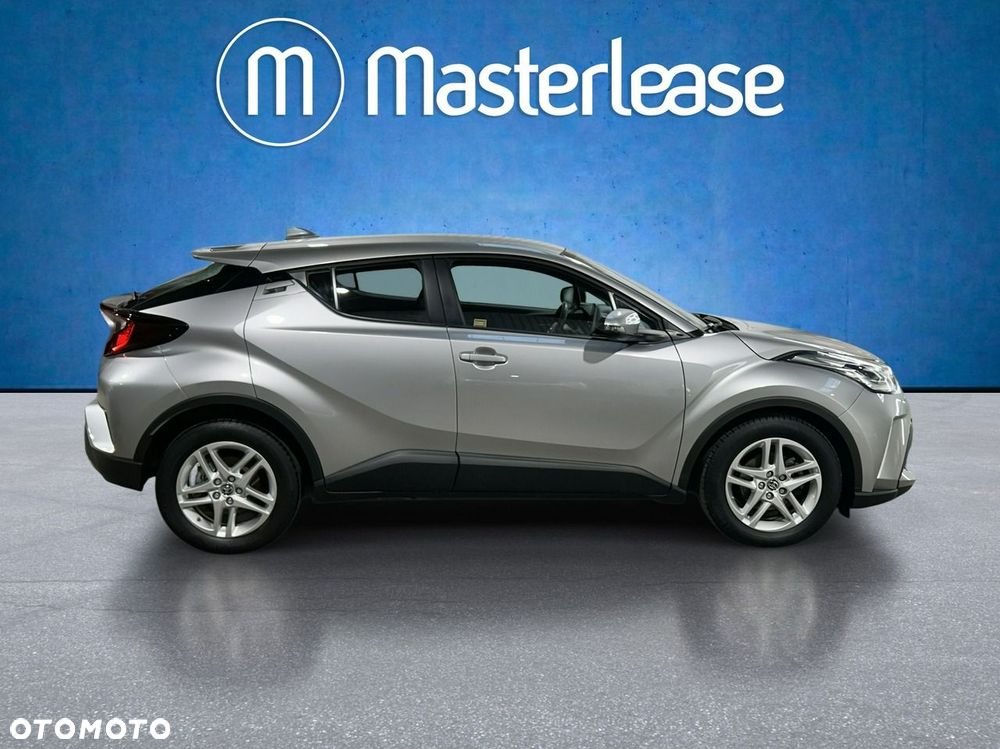 Toyota C-HR - 4
