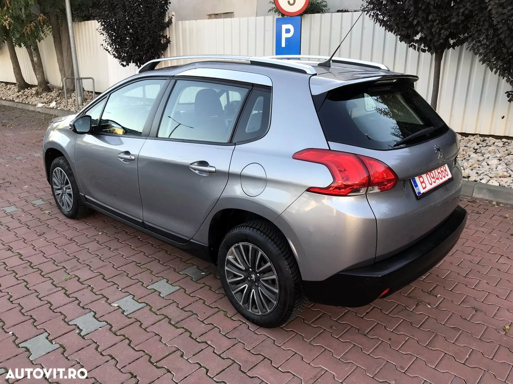 Peugeot 2008 1.2 L PureTech Active - 4