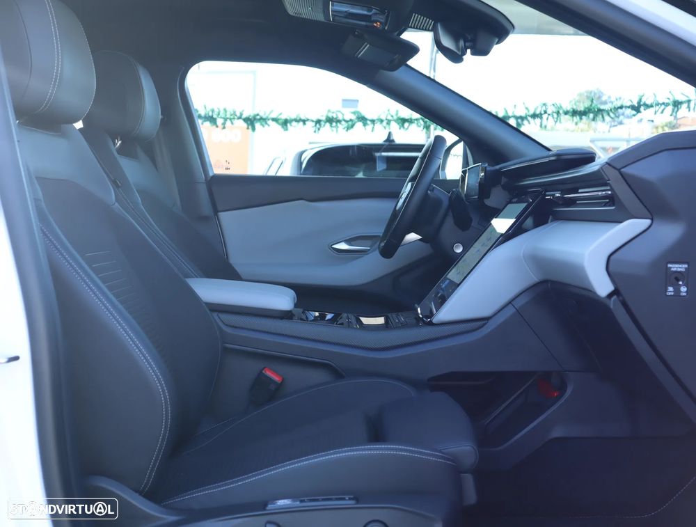 Ford Explorer 77 kWh Premium - 23