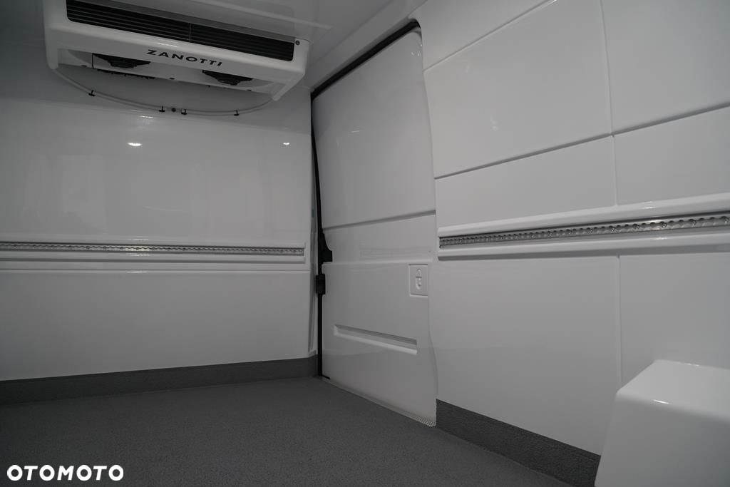Toyota Proace Max - 24