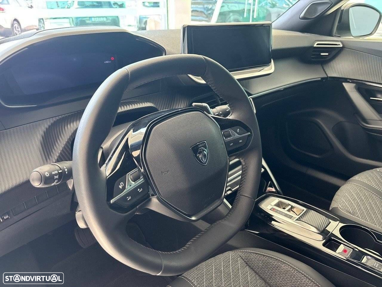 Peugeot 2008 1.2 Hybrid Allure e-DCS6 - 12