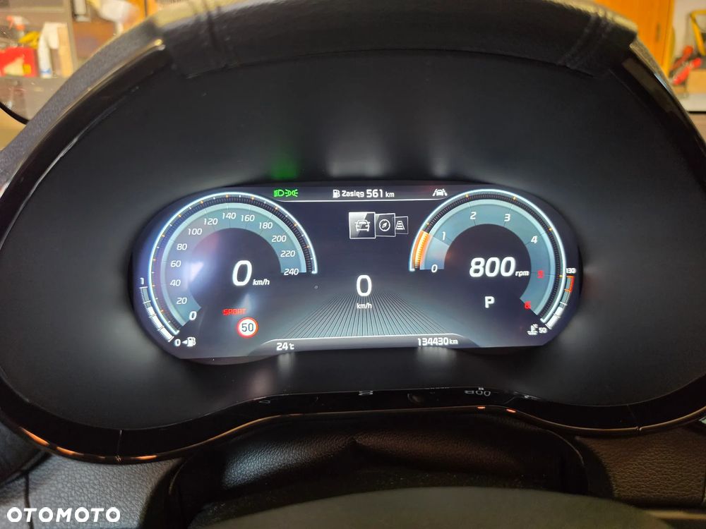 Kia XCeed 1.6 CRDi mHEV L DCT - 33