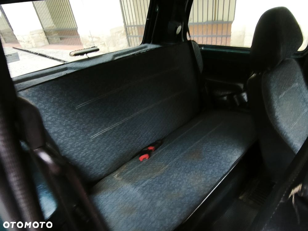 Lada Niva 4x4 - 12