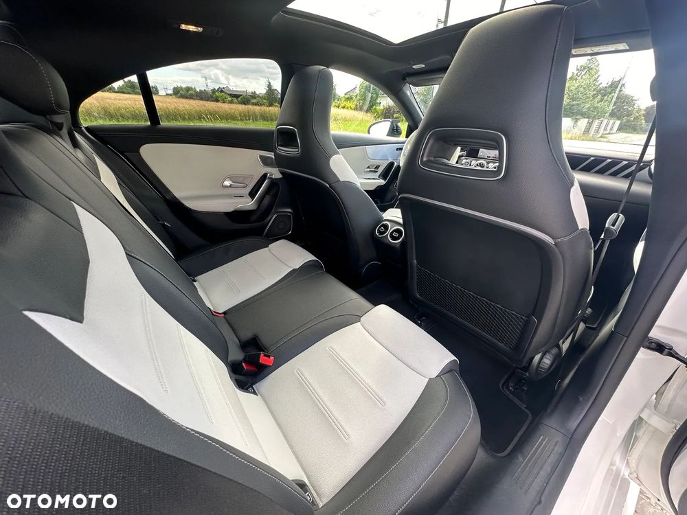 Mercedes-Benz CLA 220 d AMG Line 8G-DCT - 26