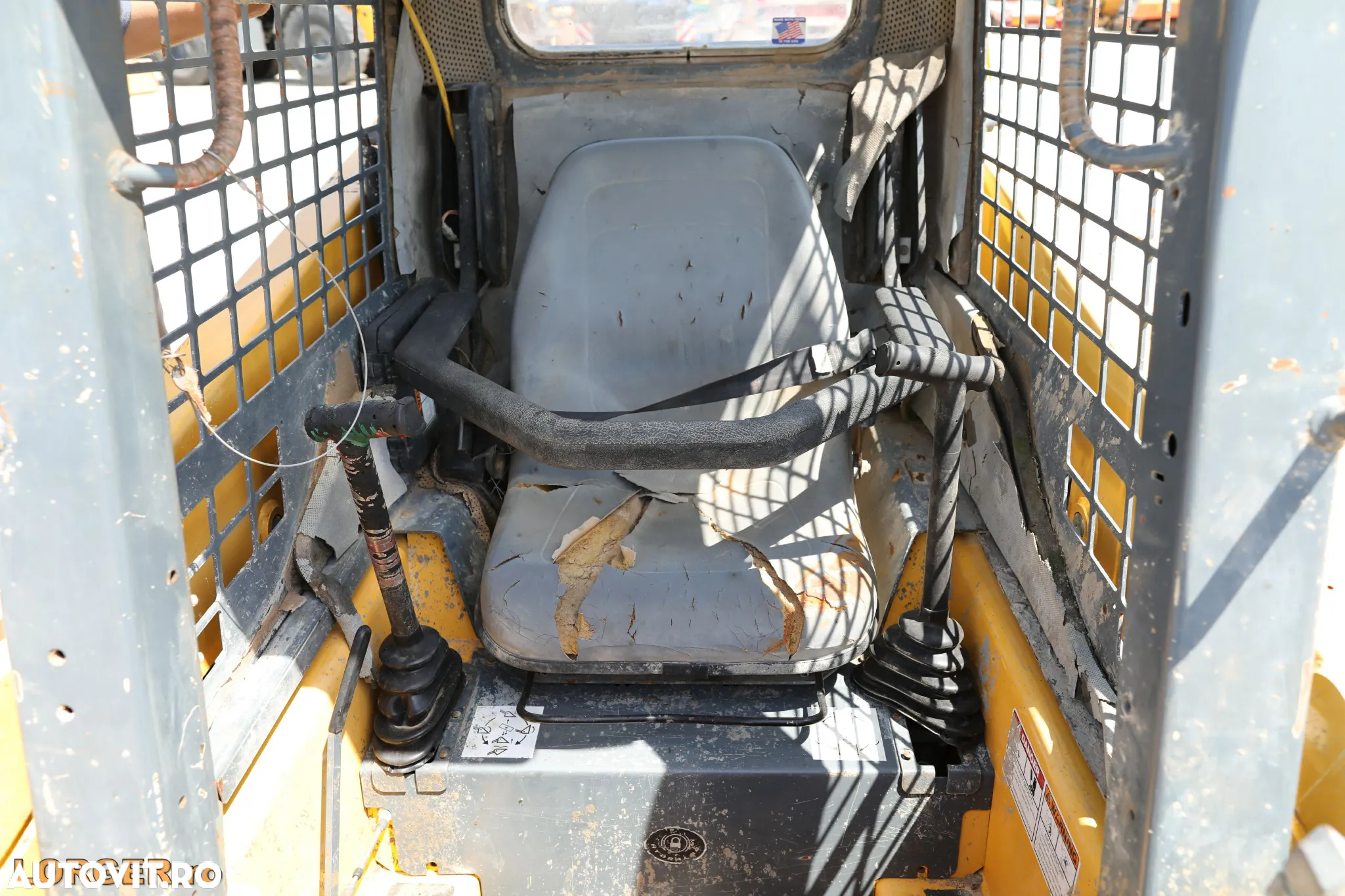 Gehl 4240 - 9