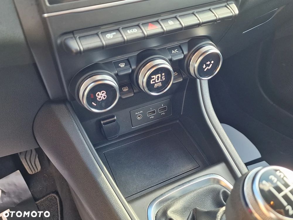 Renault Captur - 17