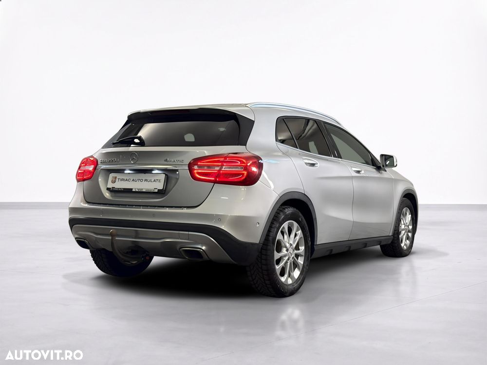 Mercedes-Benz GLA 220 d Aut. - 6