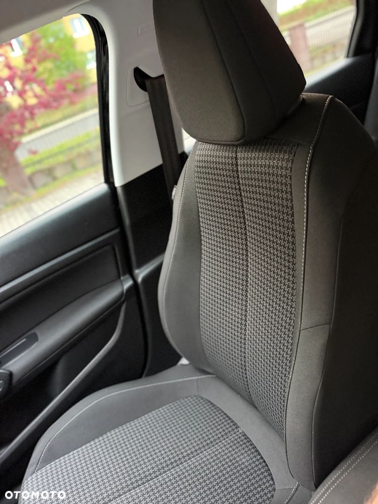 Peugeot 308 BlueHDi 130 EAT8 Business - 37