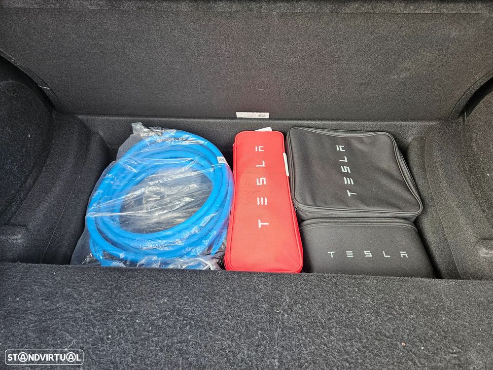 Tesla Model Y Long Range Tração Integral - 11