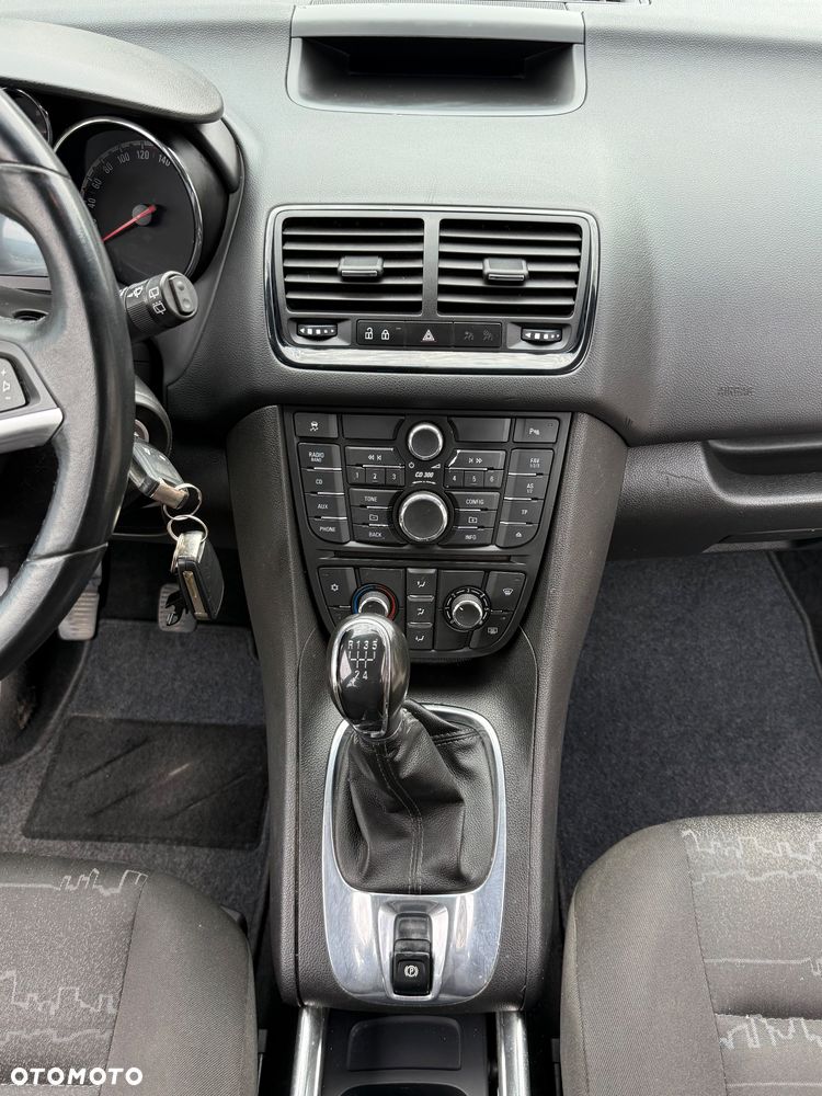 Opel Meriva 1.4 T Cosmo - 14