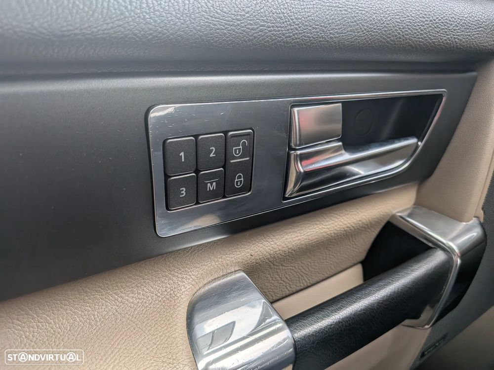 Land Rover Discovery 3.0 TD V6 HSE - 18