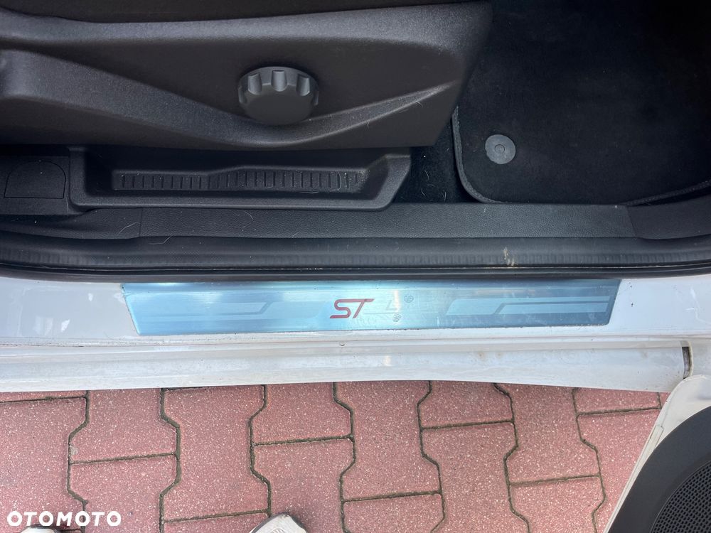Ford Kuga 1.5 EcoBoost AWD ST-Line ASS - 10