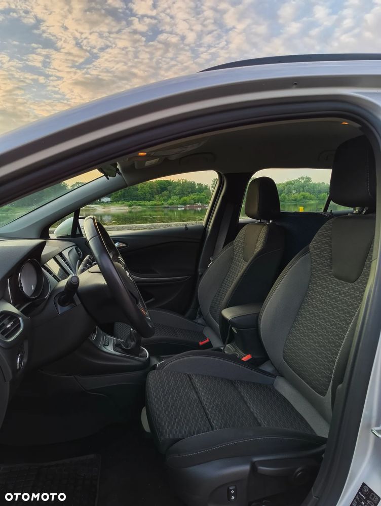 Opel Astra - 18