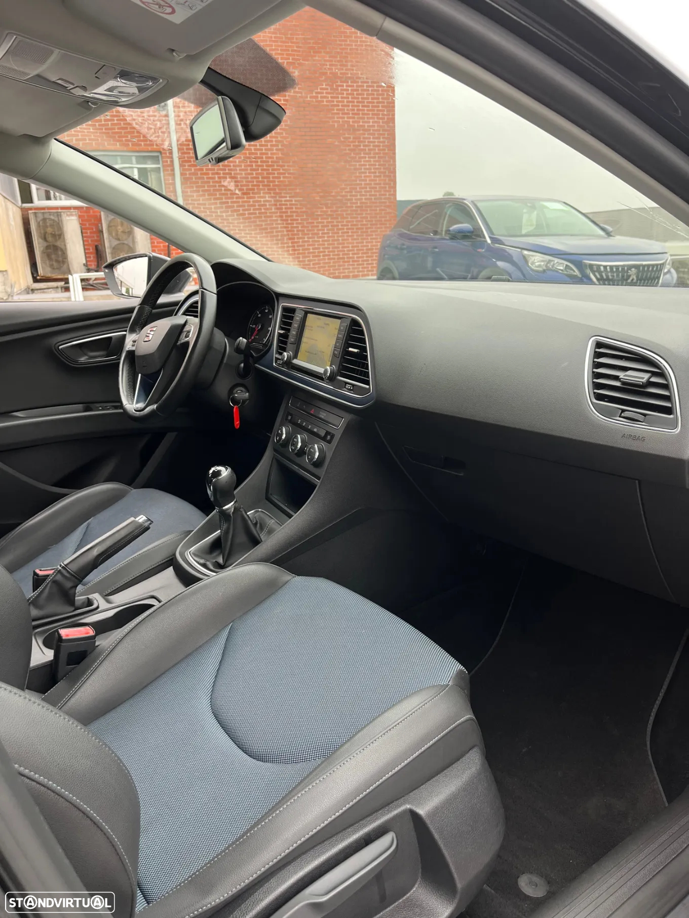 SEAT Leon 1.6 TDI S&S CONNECT - 10