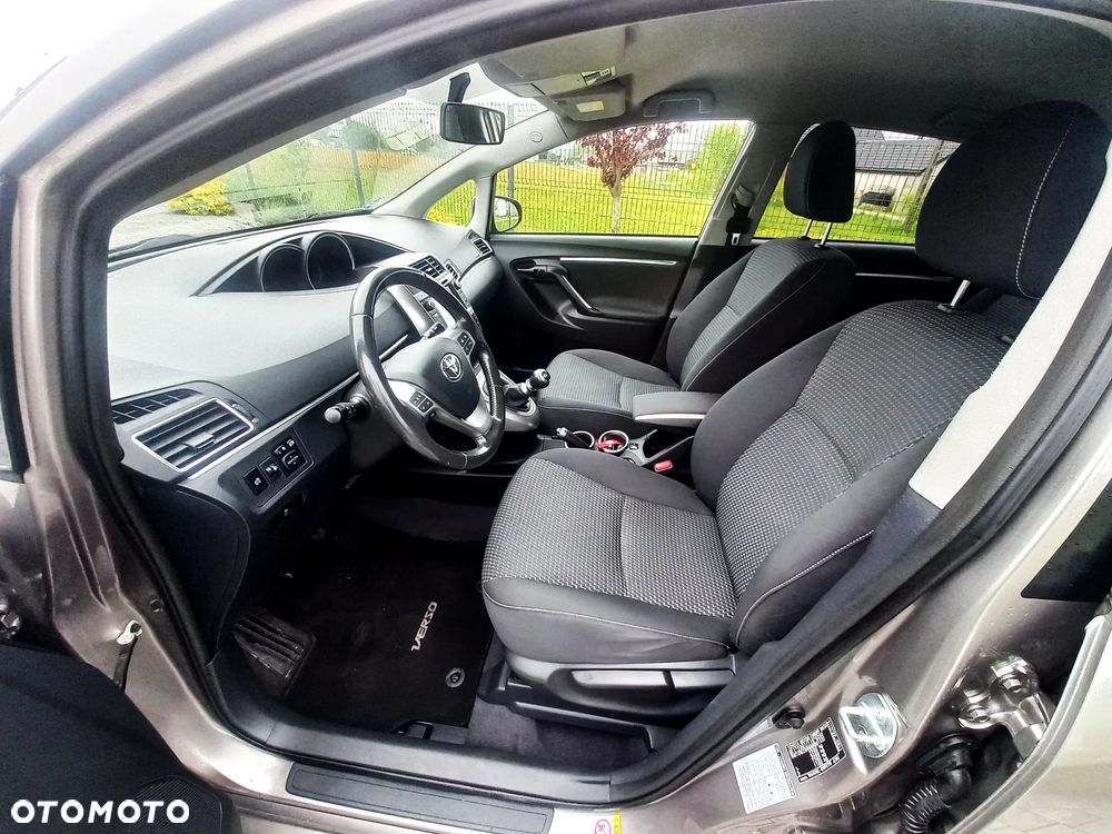 Toyota Verso 1.6 D-4D 5-Sitzer Start/Stop - 19