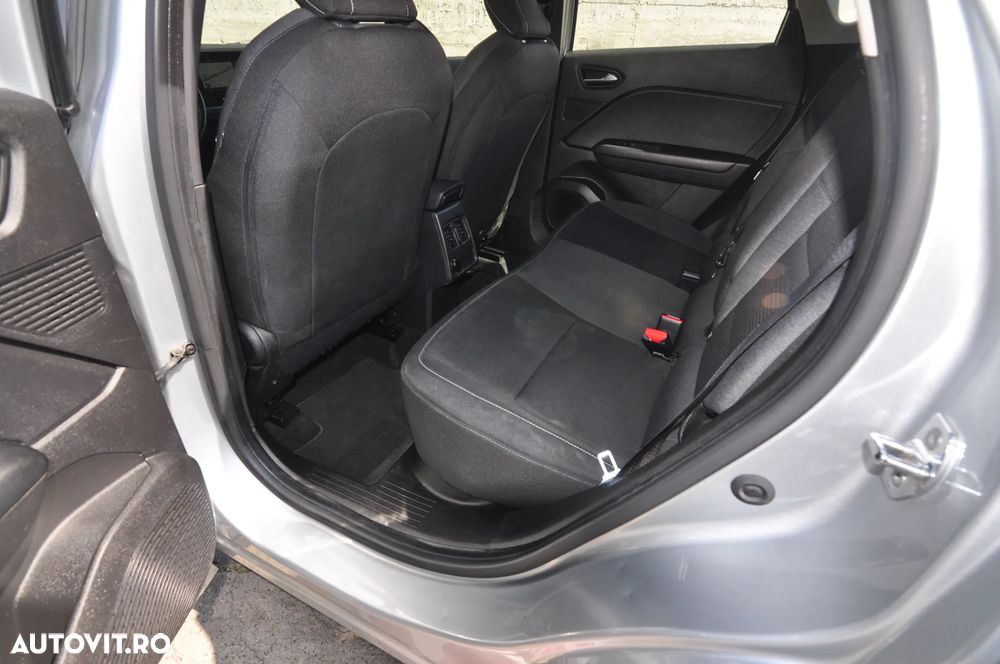 Renault Captur BLUE dCi 115 EDC BUSINESS EDITION - 8