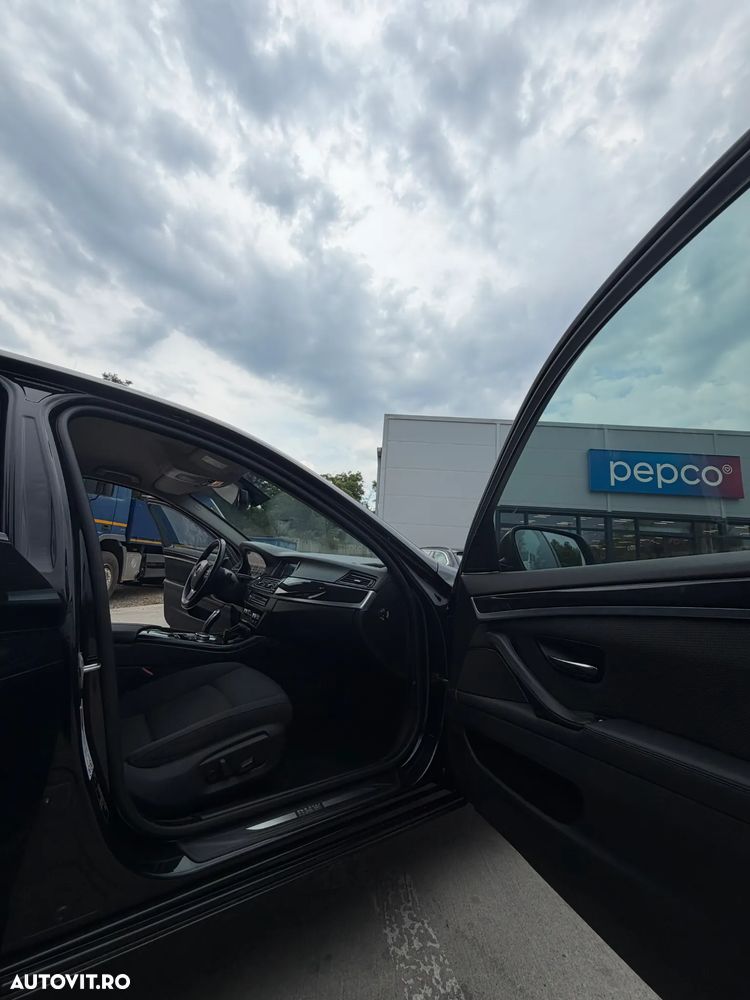 BMW Seria 5 520d Aut. - 6